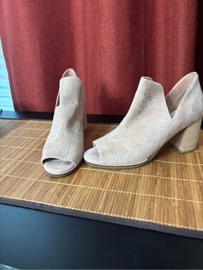 Cole Haan Shiloh Open Toe Booties size 9